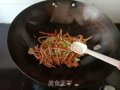 Make Scrambled onions step 4