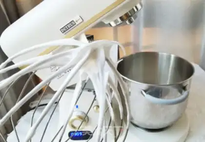 Make Strawberry roll step 10