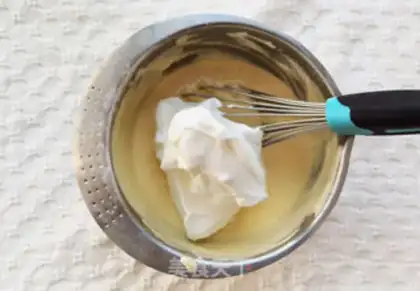 Make Strawberry roll step 12