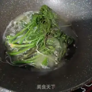 Make Puffing chicken liver with a needle step 6