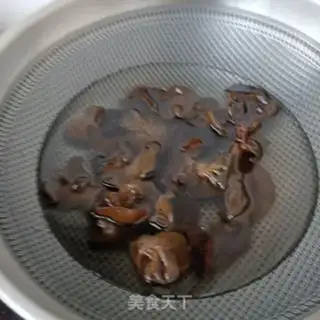 Make Chicken liver and mussels for cabbage step 4