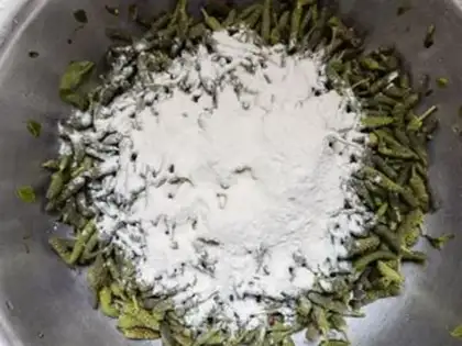 Make Garlic peppers and tweezers step 4