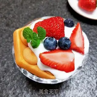 Make Strawberry yogurt step 2