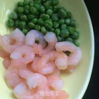 Make Lobster shrimp fried rice step 3