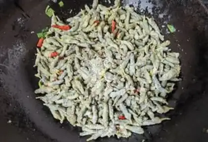 Make Garlic peppers and tweezers step 13