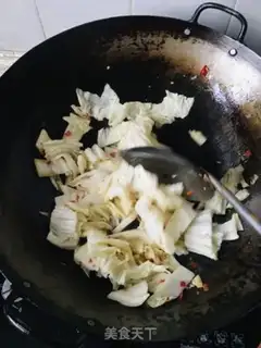 Make Cracked pepper cabbage step 1