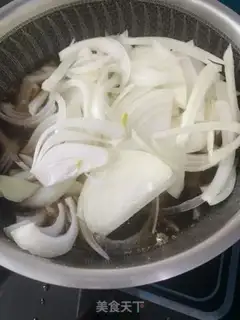 Make Family version of Yoshino beef step 1