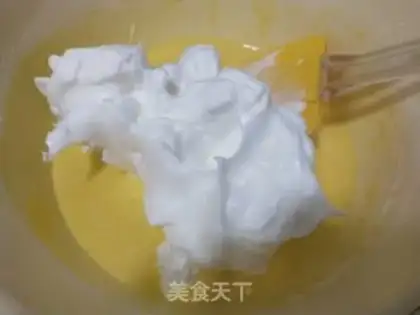 Make Strawberry cream cake step 6