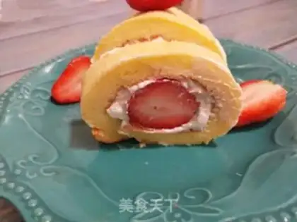 Make Strawberry cream cake step 13