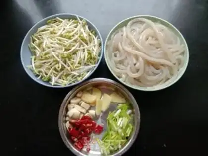 Make Soybean sprouts step 0