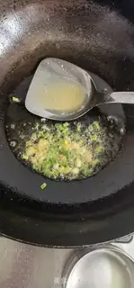 Make Red-fried fish step 1