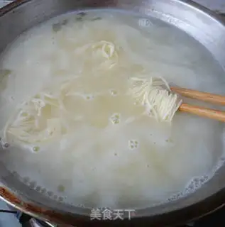 Make Chicken noodles step 5