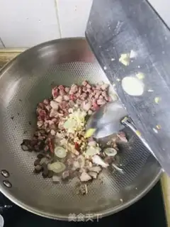 Make The lamb noodles step 2