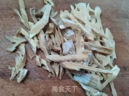 Make Dry fan soup step 1