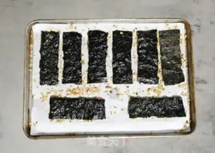 Make An egg roller with moss step 11