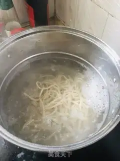 Make The lamb noodles step 10