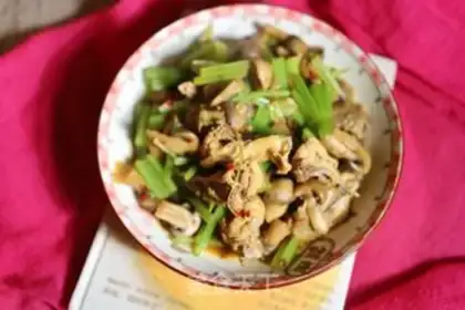 Make Celery mushroom chicken step 6