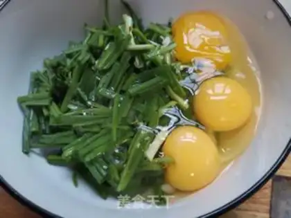 Make Fried eggs step 2