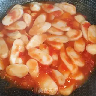 Make Tomato eggs, fried cake step 5