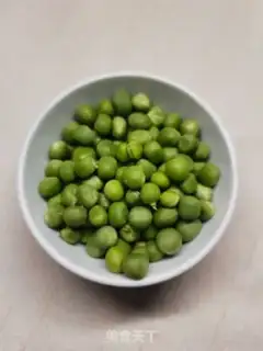 Make Cheese and peas step 0
