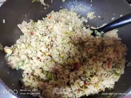 Make Vegetable egg fried rice step 8