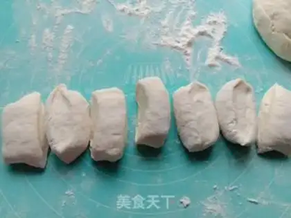 Make The bean bun step 20