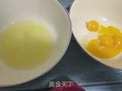 Make Flamingo cream roll step 1