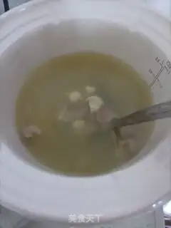 Make Lotus pig heart soup step 4