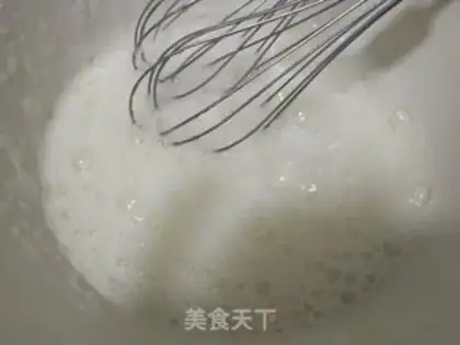 Make Flamingo cream roll step 5
