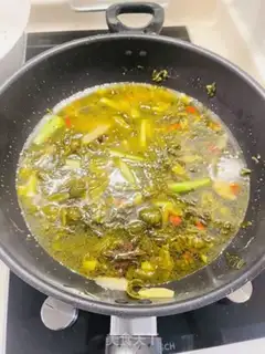 Make Specially made spicy cedar fish step 2