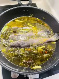 Make Specially made spicy cedar fish step 3