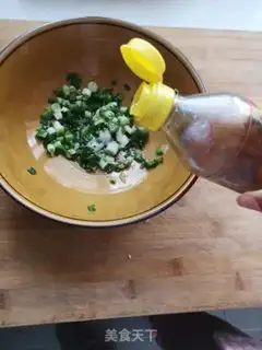 Make Onion noodles step 4