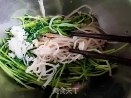 Make Black bean sprouts with golden needle mushrooms step 10