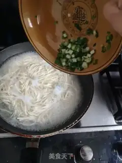 Make Onion noodles step 6