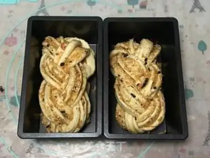 Make Meat pine toast step 13