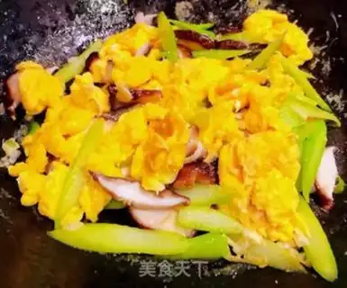 Make Scrambled eggs step 9