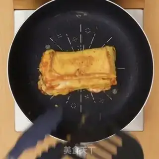 Make Cheese egg toast step 5