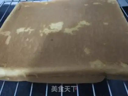 Make Flamingo cream roll step 14