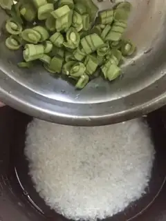 Make Carrot bean bean weenie step 5