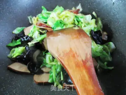 Make Black mussel ham and cabbage step 9