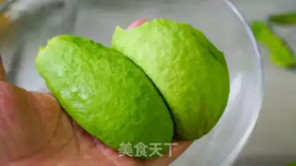 Make Butter fruit pizza step 2