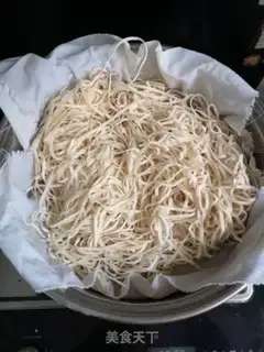 Make Bean horned noodles step 1