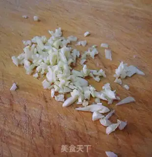 Make Garlic pastry step 1