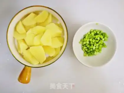 Make Pepper salt potatoes step 1