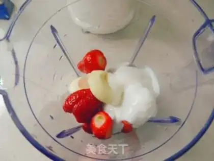 Make Strawberry ice cream step 2