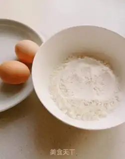Make Hands on egg noodles step 0