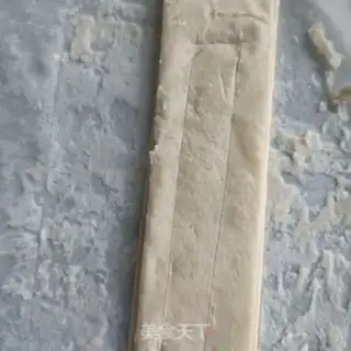 Make Hand-to-hand Napoleon step 3