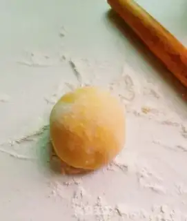 Make Hands on egg noodles step 3