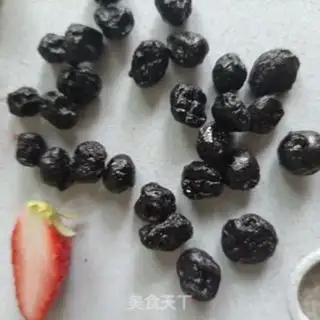 Make Hand-to-hand Napoleon step 9