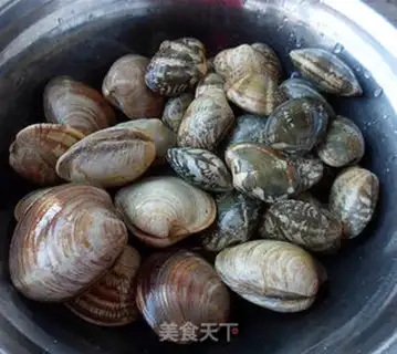 Make Spicy clams step 0